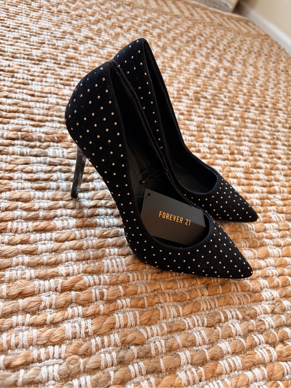 Forever 21 Black Studded Pointed Toe Stiletto Heels women’s size 6